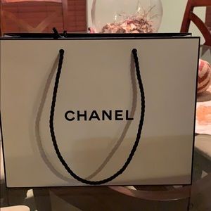 Chanel bag 🖤